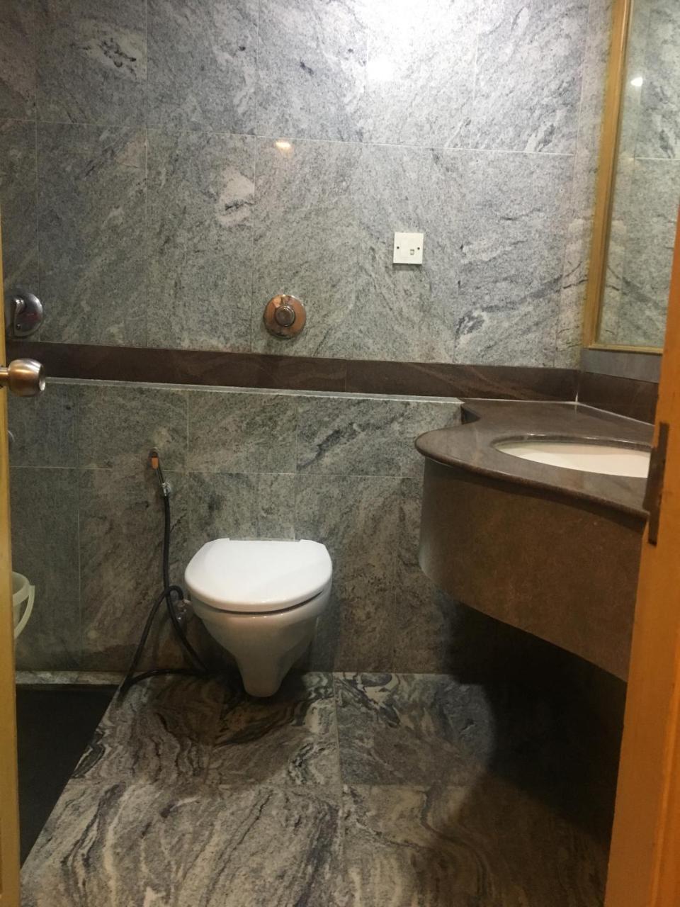 Asr Guesthouse Tirupati Dış mekan fotoğraf